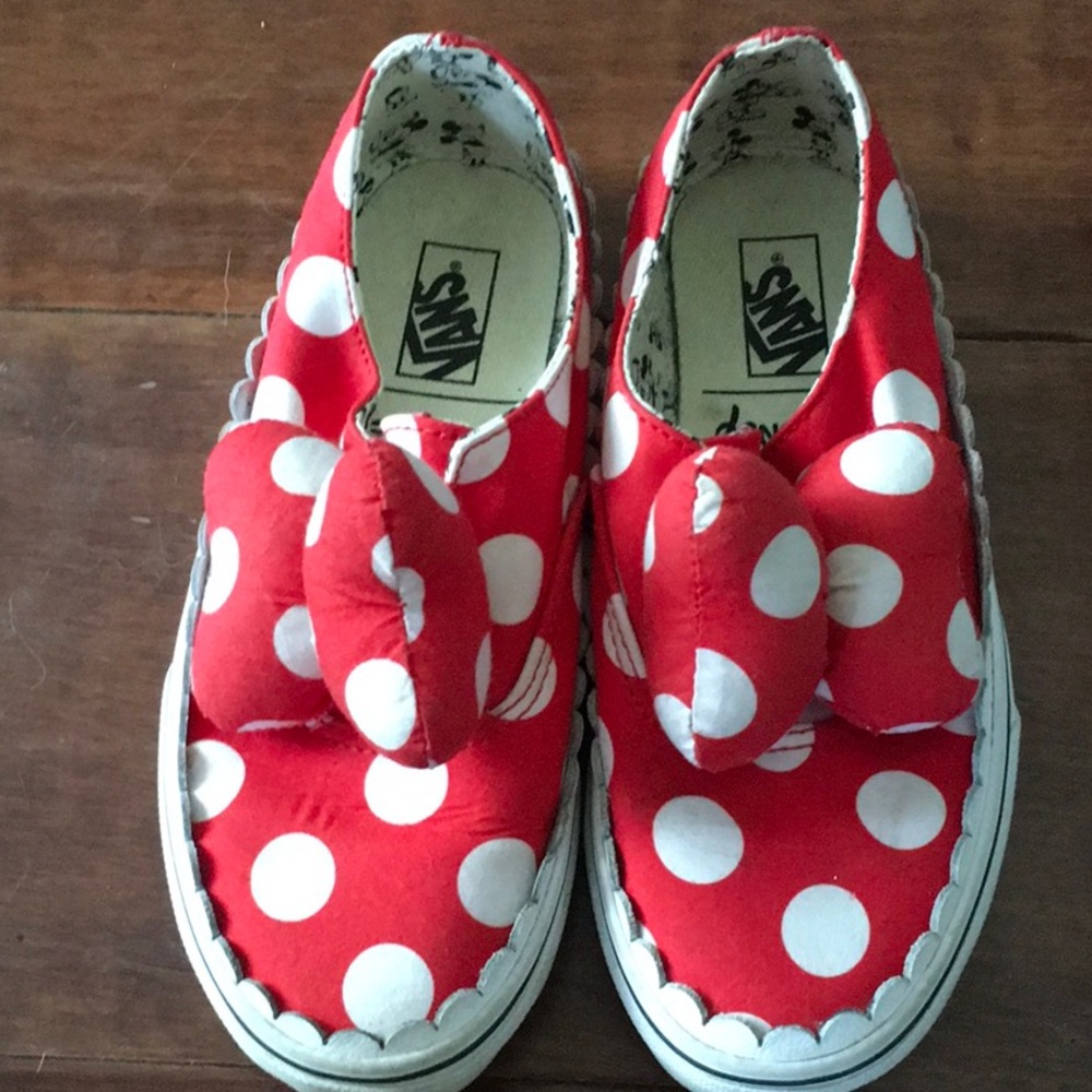 Minnie Mouse vans